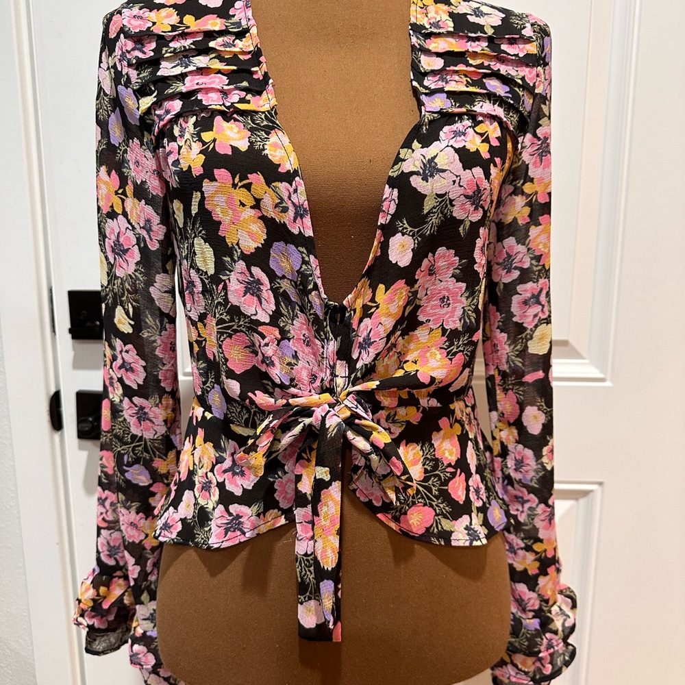 Pretty Free People top with tags, never worn